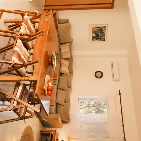 Anastasia * Apolakkia