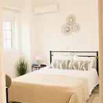 Anastasia Villa Apolakkia