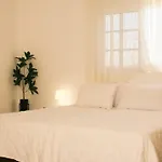 Anastasia Villa Apolakkia
