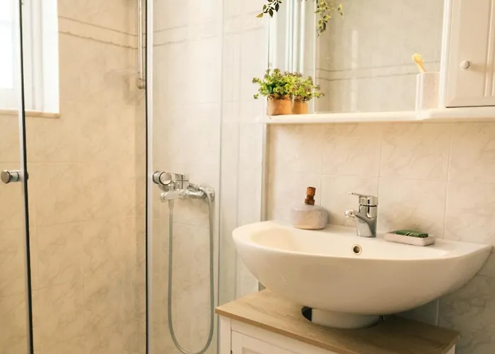 Anastasia * Apolakkia