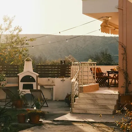 Anastasia Villa *