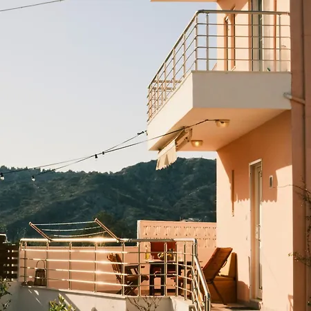 Anastasia Villa Apolakkia